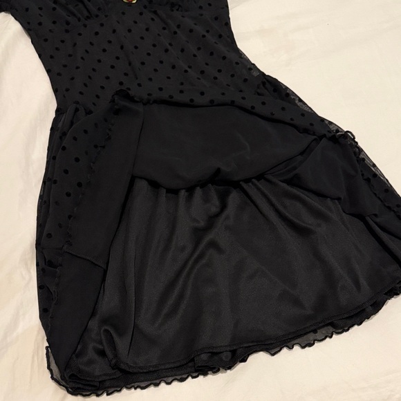 Motel Geni Mini Dress in Polka Black Flock - Picture 11 of 14